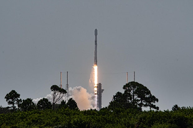 080424-cygnus21-launch.jpg