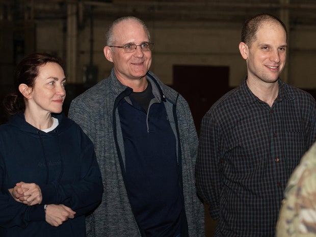 TOPSHOT-EUA-RÚSSIA-PRISONEROS