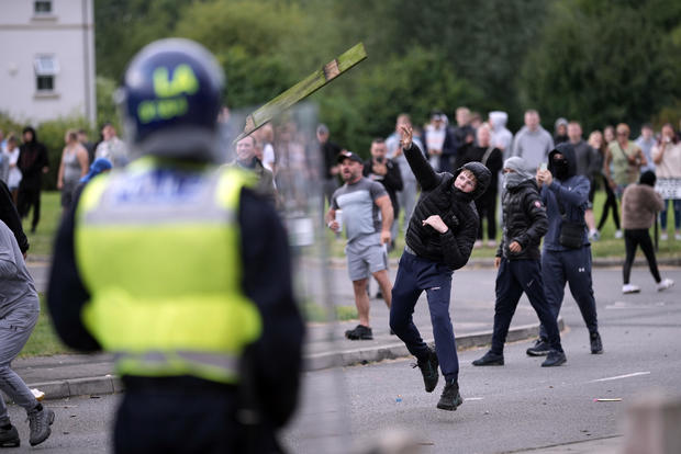 Northern Towns See Further Unrest From Far Right 
