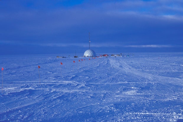 massey-gisp2dome-greenland90.jpg