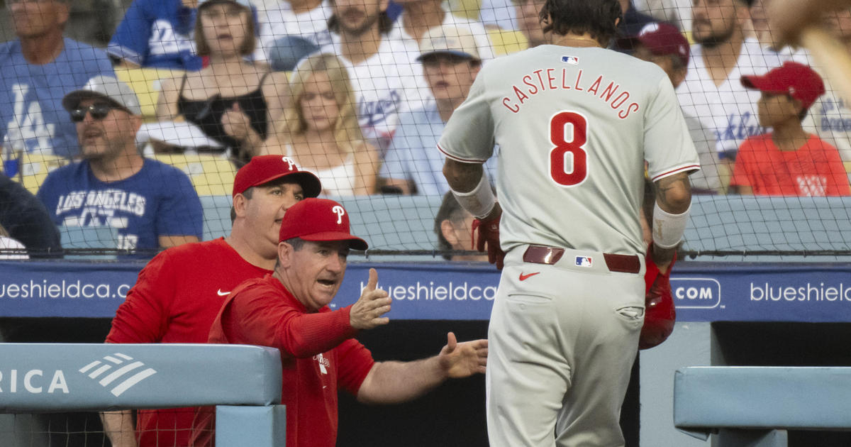 Phillies Defeat Dodgers 9-4, Clinch Series