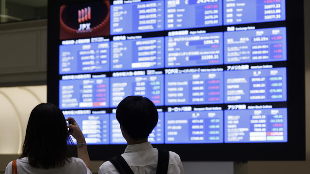 Japan Stocks Rebound After Plunge Into Bear Market 