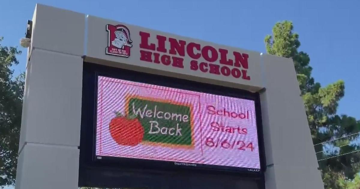 District-wide cell phone ban takes effect at Lincoln Unified in San Joaquin County