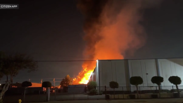 montebello-warehouse-fire.png 