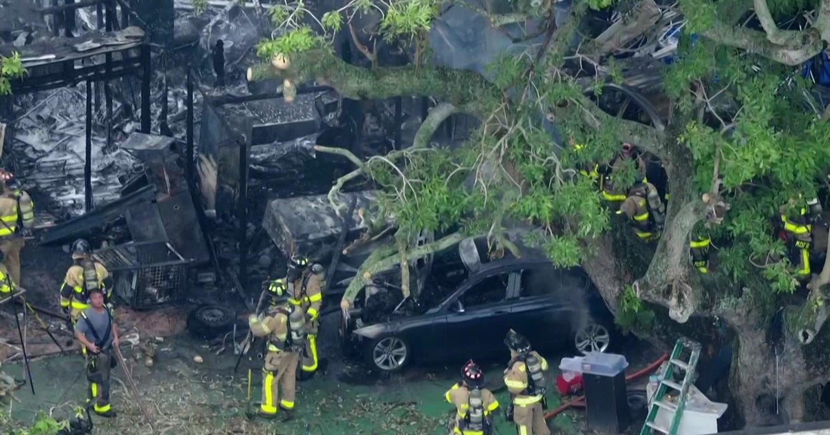 Several fire engines needed to put out large fire in Miami Gardens Several fire engines needed to put out large fire in Miami Gardens