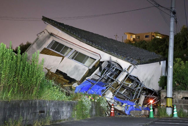 Japan PM Fumio Kishida cancels trip as scientists urge preparations for possible "megaquake" - CBS News