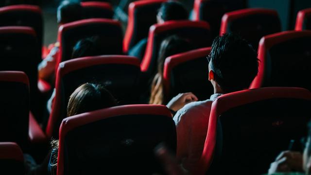 cbsn-fusion-movie-theaters-eye-new-tactics-to-improve-ticket-sales-thumbnail.jpg 