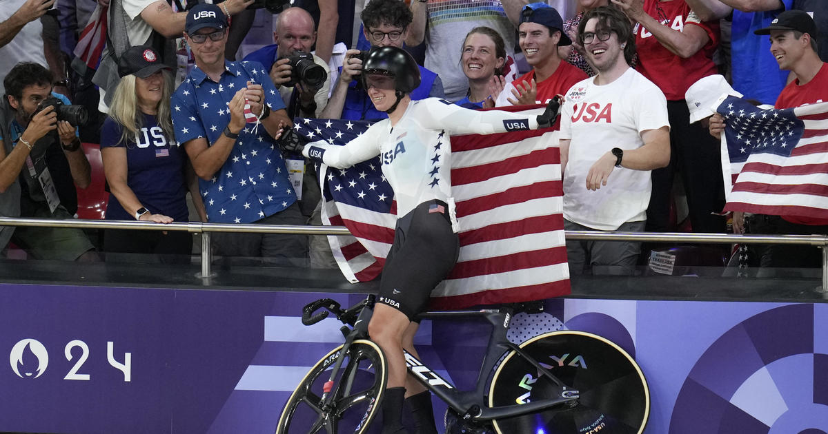 U.S. cyclist Jennifer Valente wins Olympic omnium gold