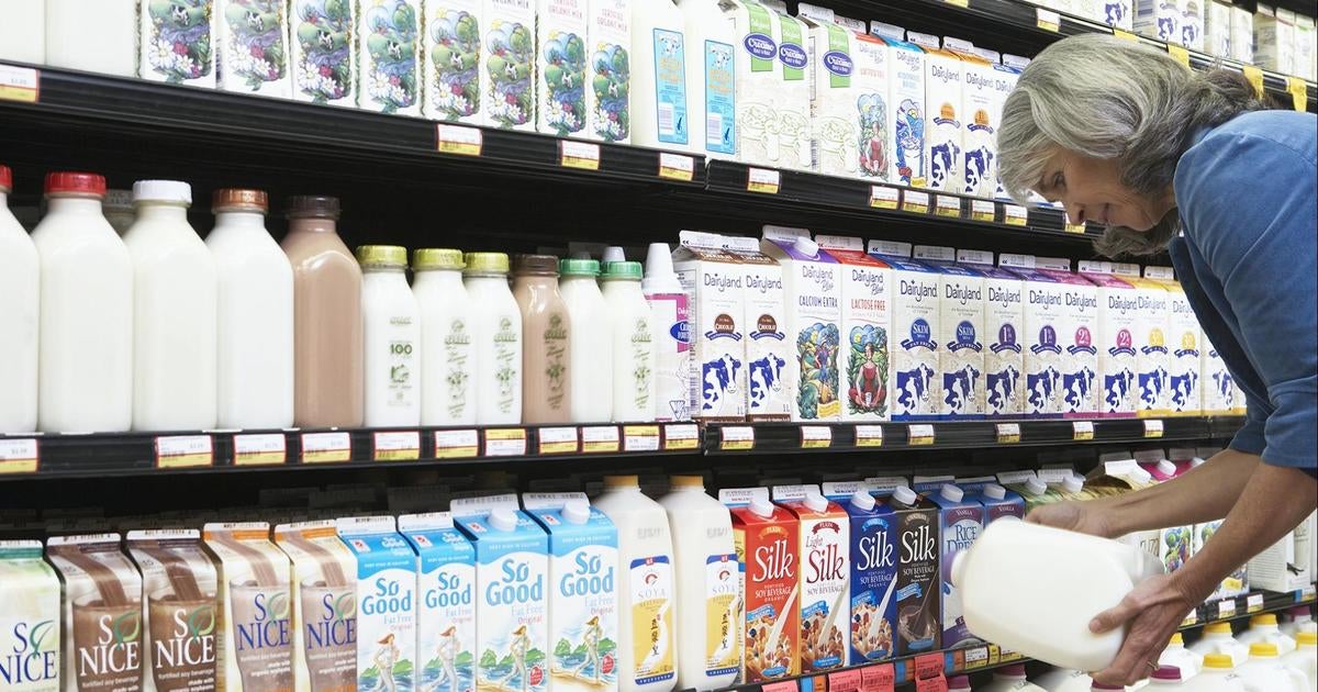 How much daily dairy consumption do you need? Doctors are debating the subject