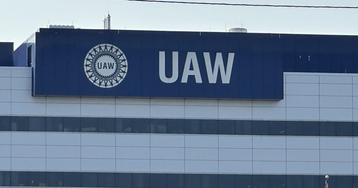 UAW Members Strike at Eaton Aerospace in Michigan