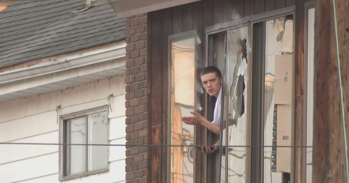 Man surrenders after hours-long SWAT standoff in Monongahela - CBS ...