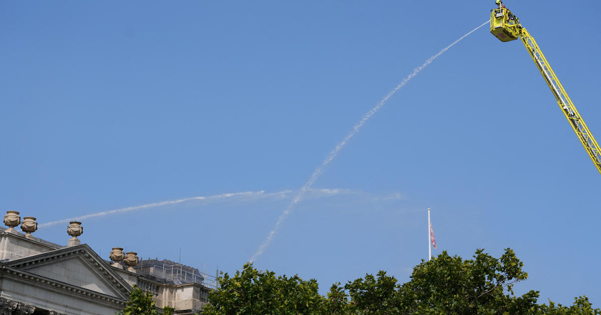 Fire breaks out in London’s Somerset House, home to works by Van Gogh, Monet