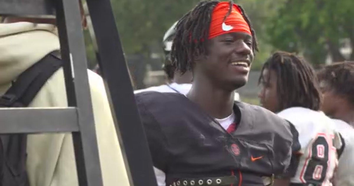 CBS Miami Nat Moore Trophy nominee Booker T. Washington’s Ben Hanks Jr. CBS Miami Nat Moore Trophy nominee Booker T. Washington’s Ben Hanks Jr.