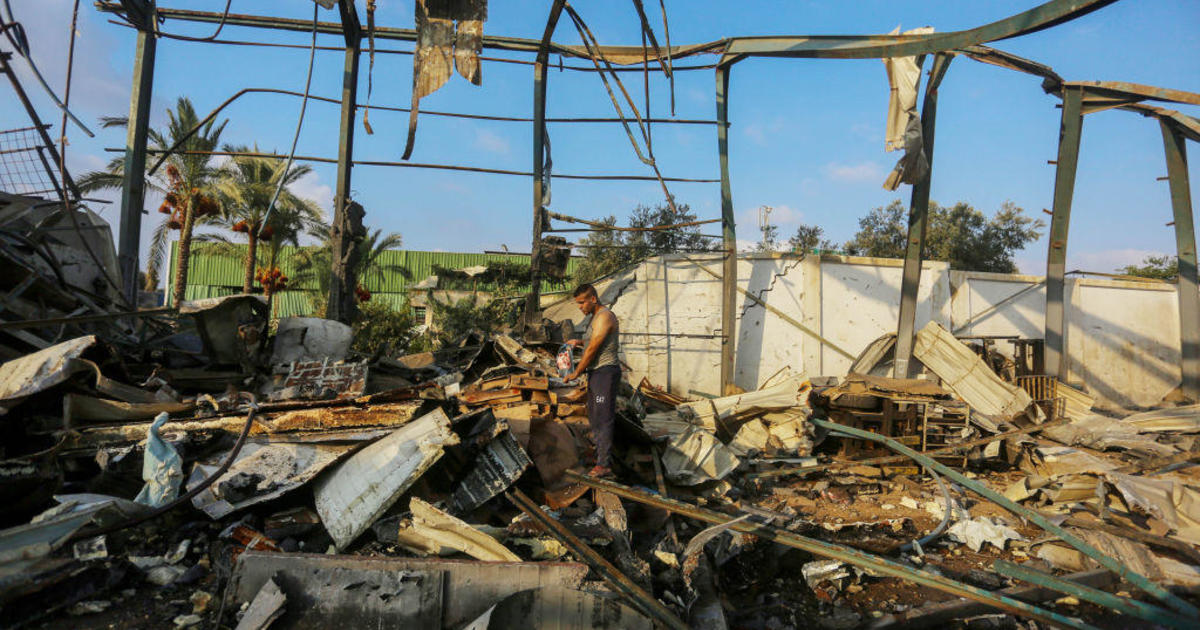 At least 18 dead in Israeli airstrike on Gaza, further evacuations ordered