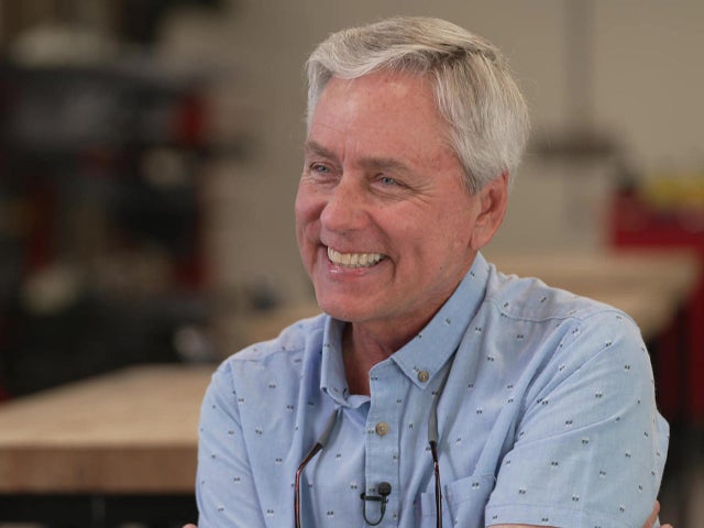 carl-hiaasen-1280.jpg 