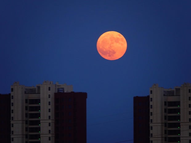 Supermoon in Yichang