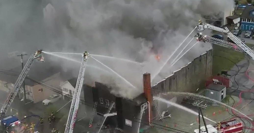Fire breaks out at former dance studio in South Park Township - CBS ...