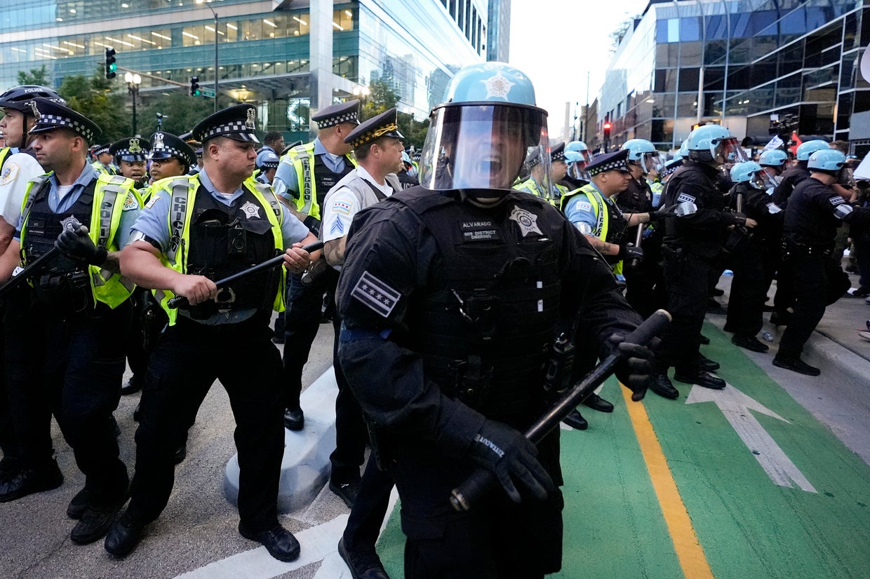Photos: DNC in Chicago brings protests, clashes