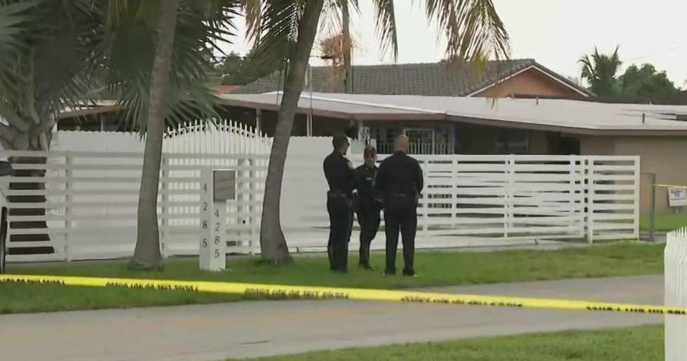 Hialeah police shoot, kill man who fatally stabbed family member, injured two others