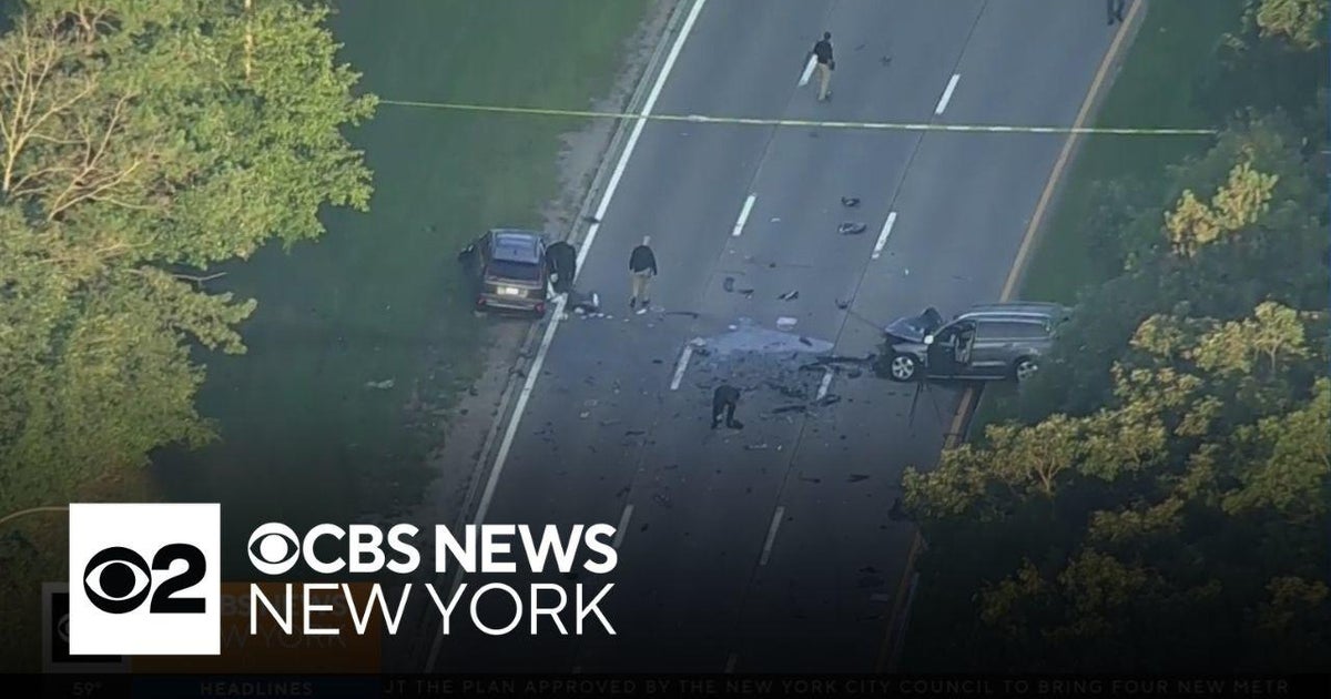 at-least-1-dead-in-southern-state-parkway-accident-cbs-new-york