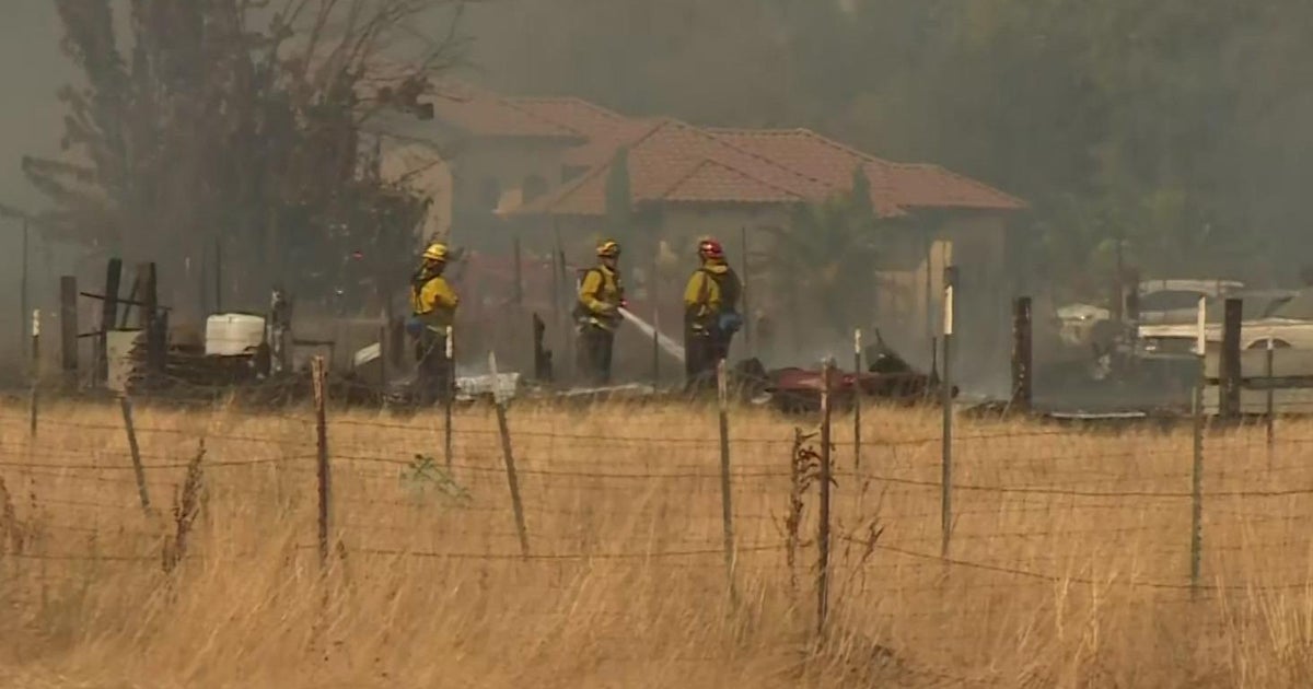Grass fire contained after forcing evacuations in Sacramento County