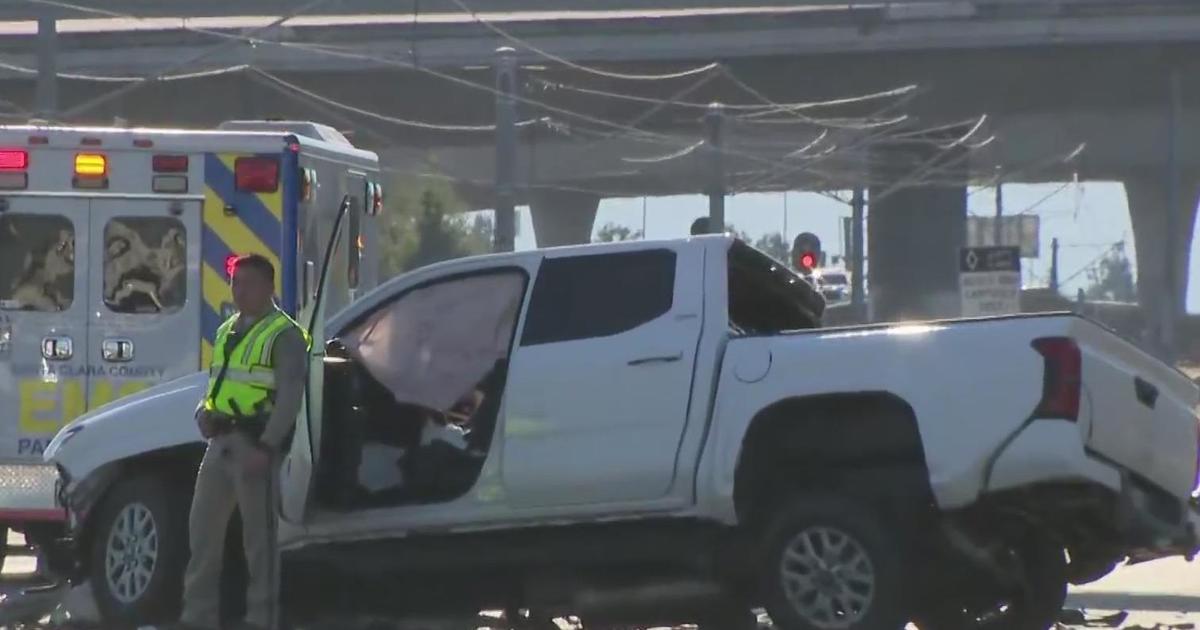 Wrong-way driver crash on Highway 85 in San Jose kills teenager and woman