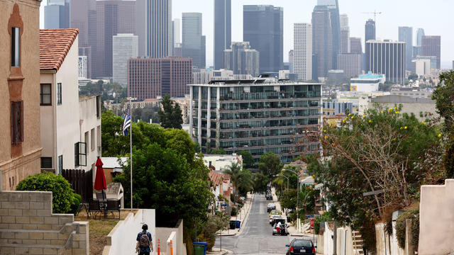 Residents Continue To Abandon California For Safer Towns And Cheaper Housing 