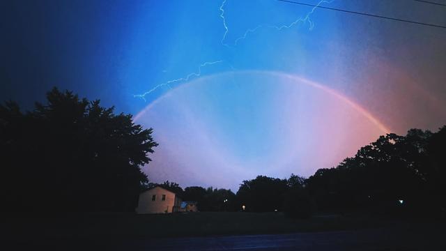 andover-rainbow-lightning-credit-justin-peterson.jpg 