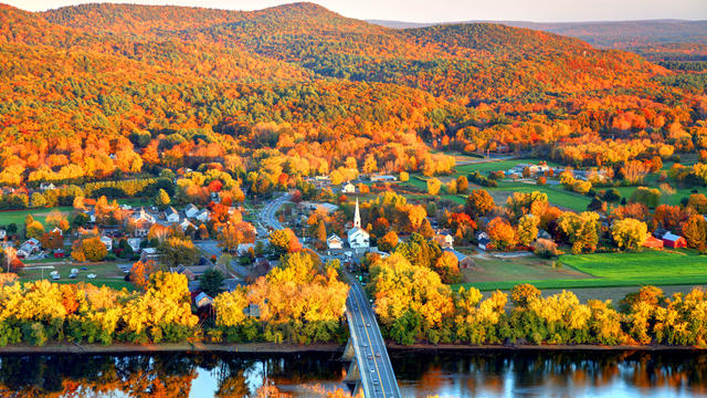 Pioneer Valley in Autumn 