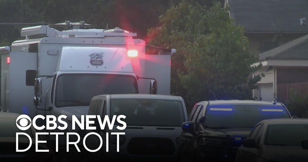 Detroit police searching for shooting suspect after overnight standoff ...