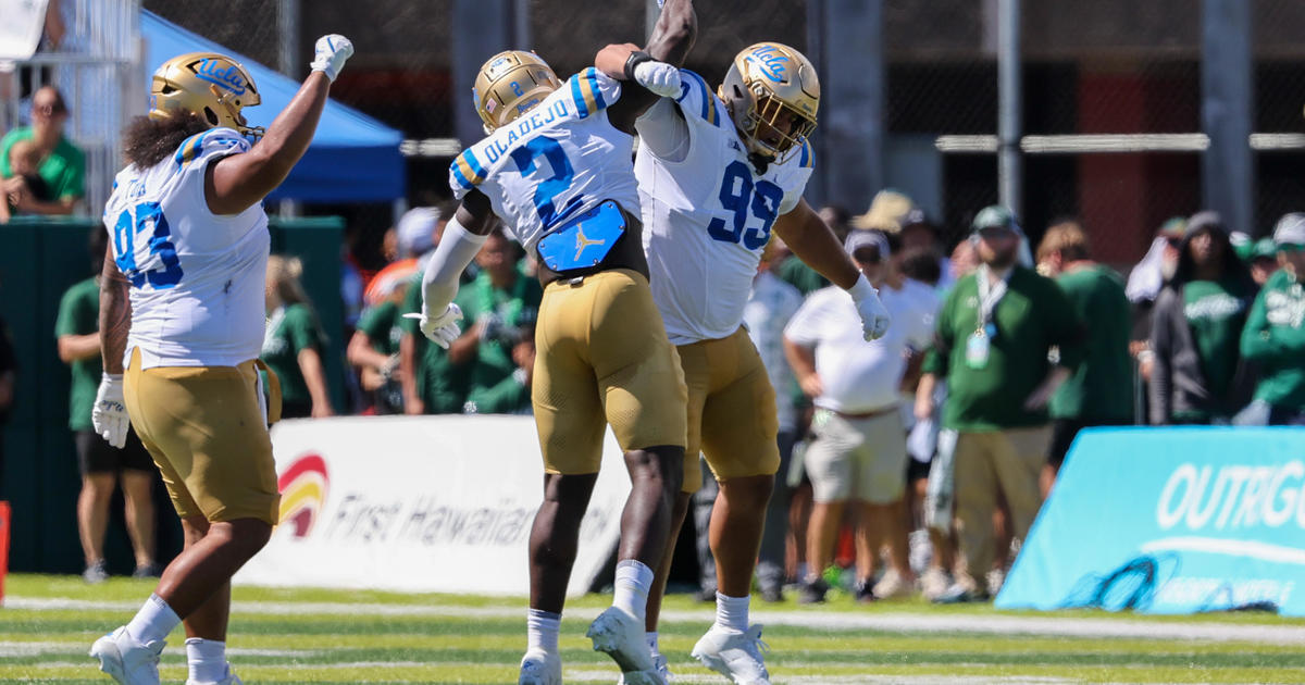 Bhaghani’s late FG helps UCLA win its opener with a 16-13 victory over Hawaii