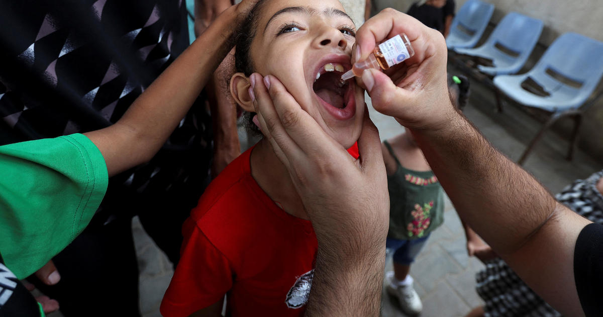 Large-scale polio vaccination campaign begins in Gaza