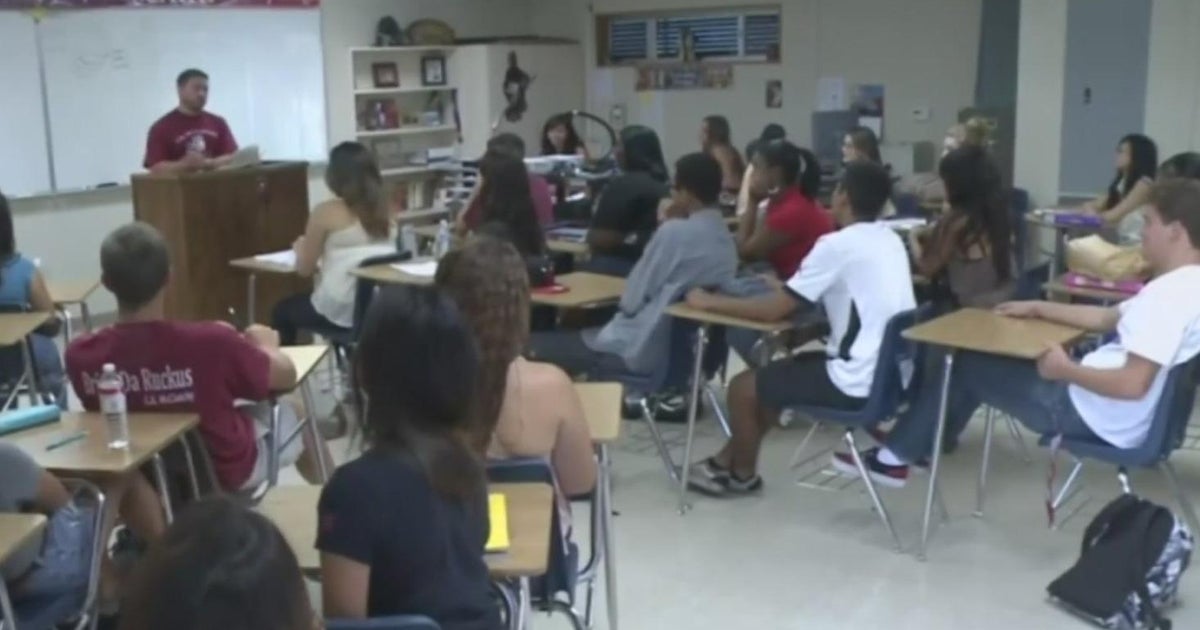 Over 100 Sacramento students remain out of classroom due to enrollment backlog