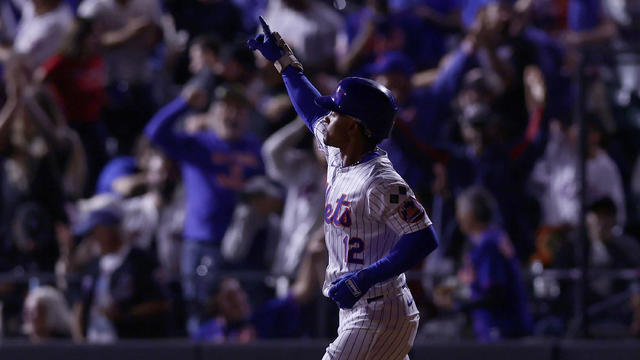 Francisco Lindor #12 of the New York Mets reacts as he runs the bases after his third inning two run home run against the Boston Red Sox at Citi Field on September 03, 2024 in New York City. 