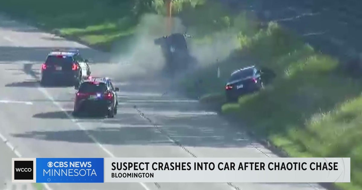 Video shows chaotic police chase, crash in Twin Cities - CBS Minnesota