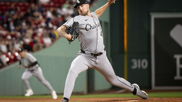 Chicago White Sox v Boston Red Sox 