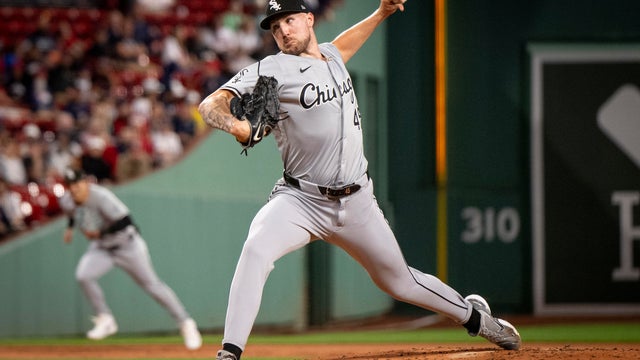 Chicago White Sox v Boston Red Sox