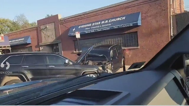 Head-on car crash.jpg 