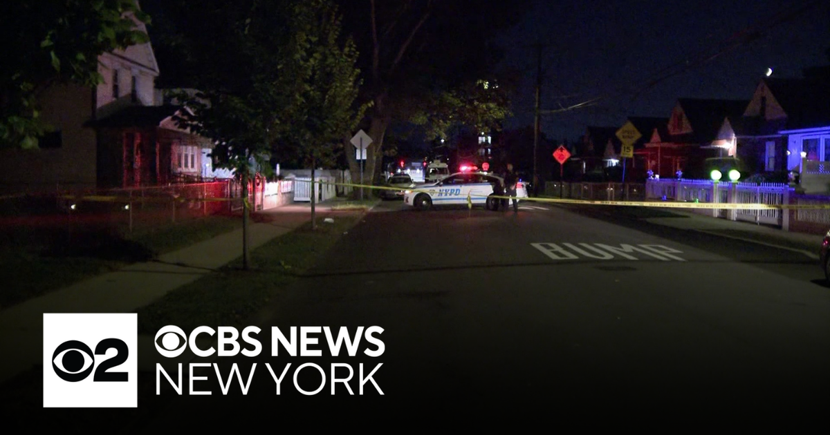 3 DJs shot after house party in Laurelton, Queens - CBS New York
