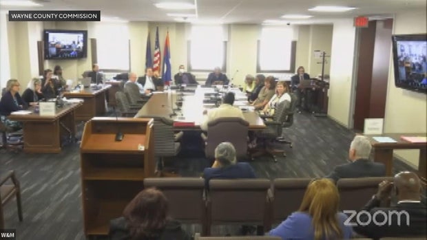 worthy-at-committee-meeting.jpg 