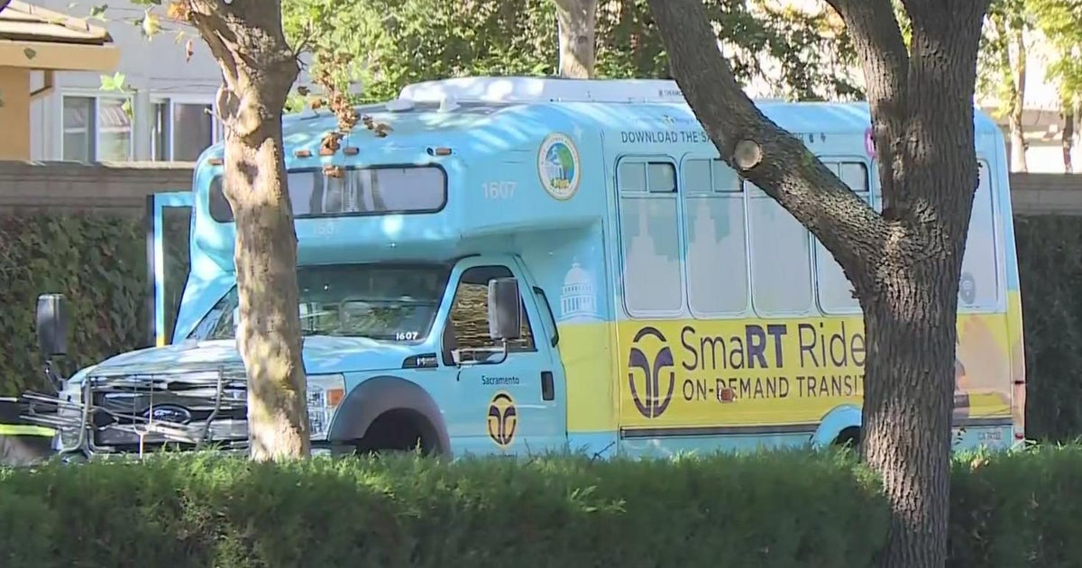 Person hit and killed by Sacramento Regional transit shuttle bus in Natomas