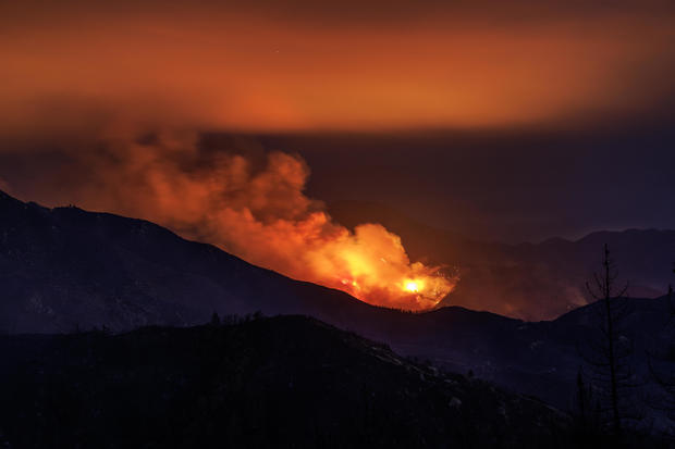 Line fire in San Bernardino National Forest, CA. 