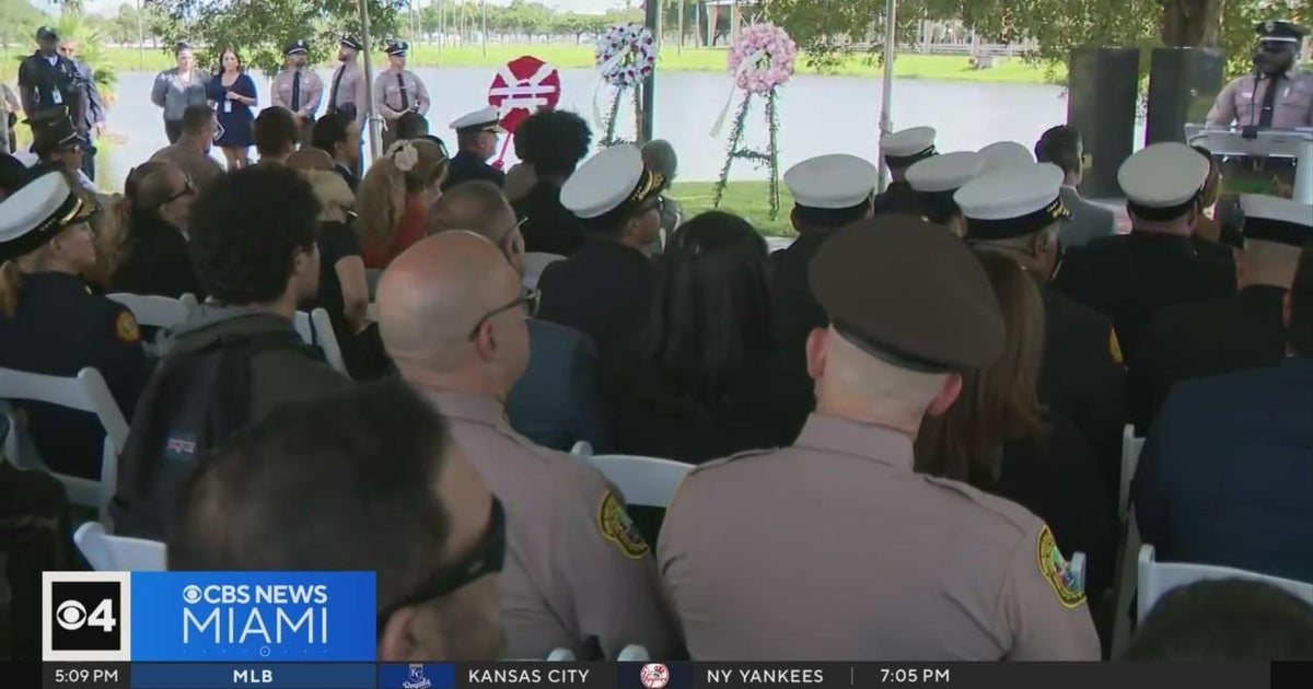 9/11 commemorated in South Florida - CBS Miami