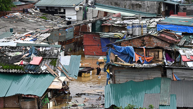 VIETNAM-TYPHOON-WEATHER 