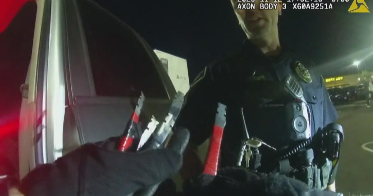 Colorado mail thief used knives to counterfeit postal keys, open boxes - CBS Colorado