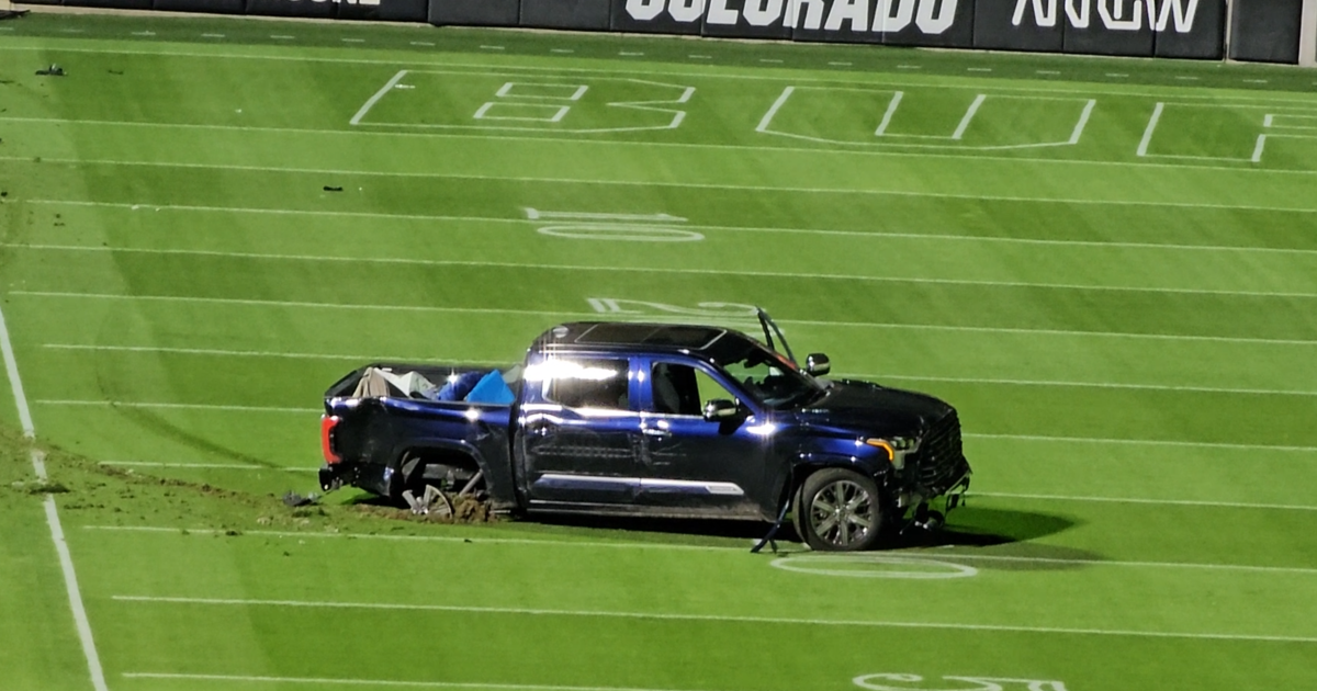 Hit-and-run driver smashes through Folsom Field gate, pickup winds up on  Colorado Buffaloes football field - CBS Colorado