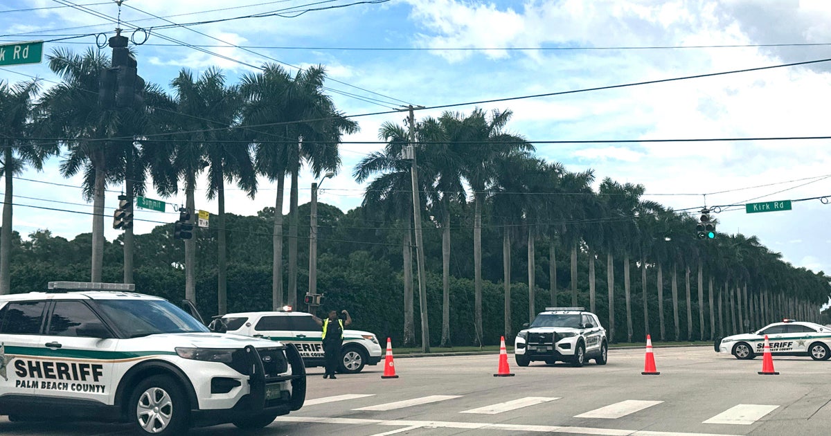 Secret Service fires at man with gun near Trump on golf course FBI investigating incident as apparent assassination attempt  CBS News Secret Service fires at man with gun near Trump on golf course FBI investigating incident as apparent assassination attempt  CBS News