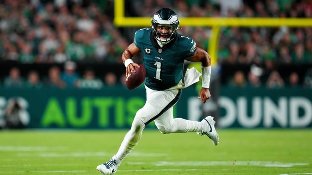 Atlanta Falcons v Philadelphia Eagles