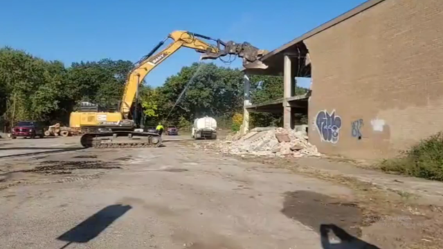 gary-indiana-school-demolition.png 