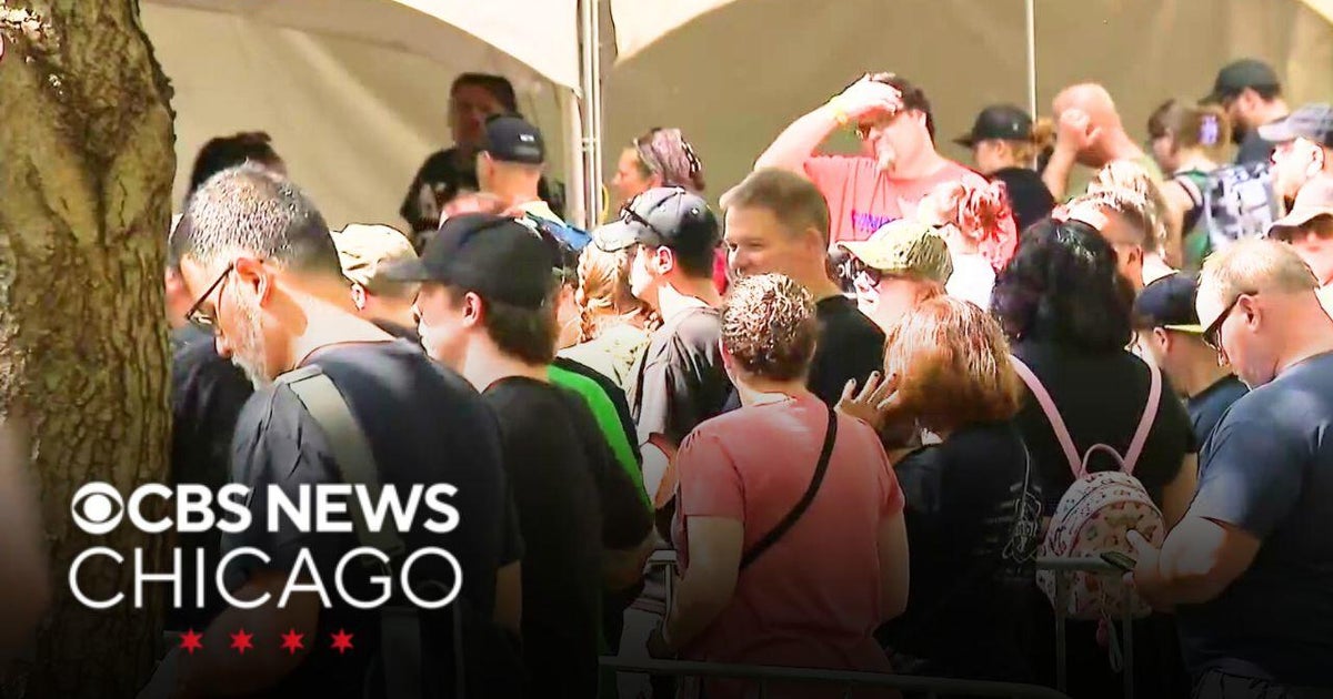 Riot Fest returns to Chicago, despite neighborhood concerns - CBS Chicago